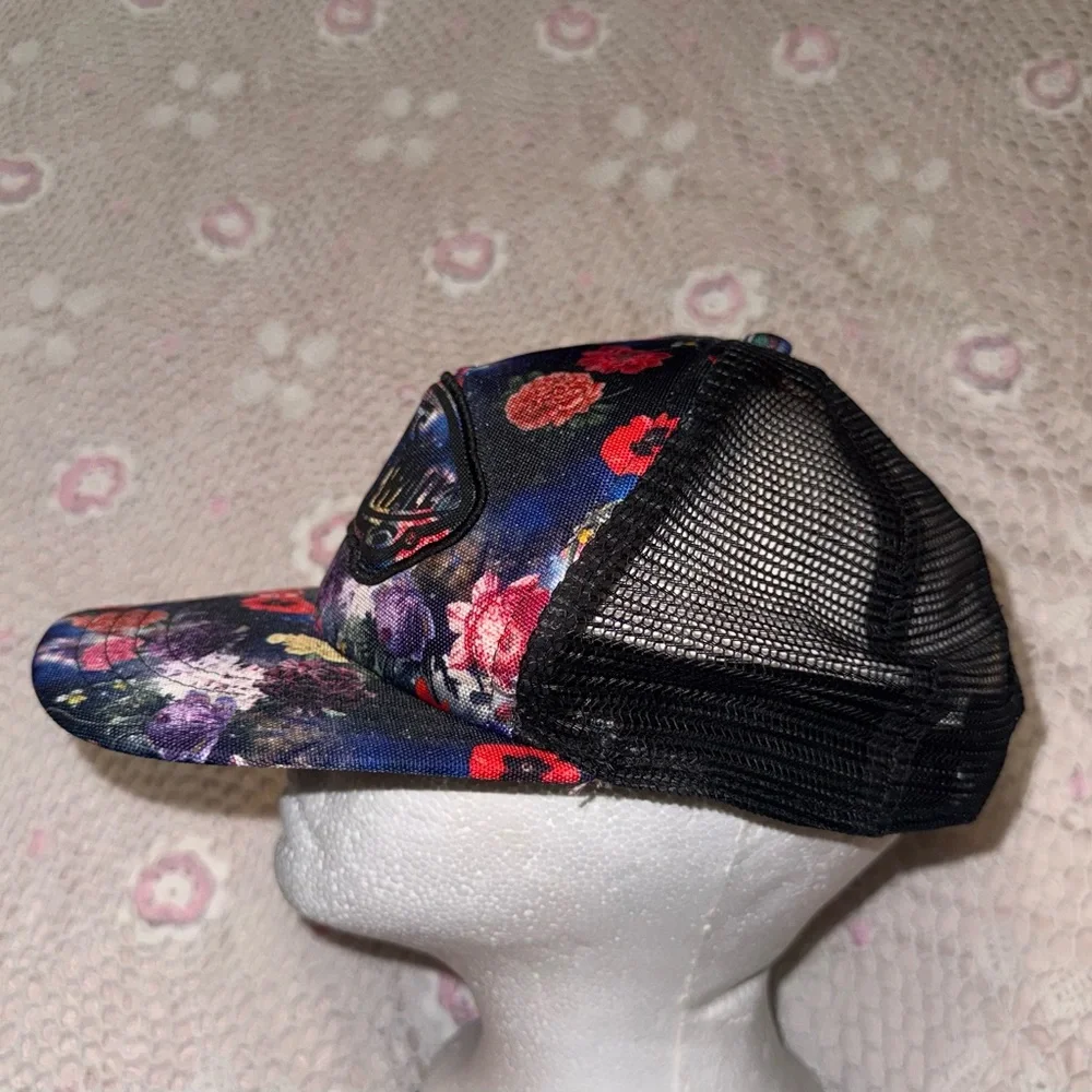 Vans Floral Off The Wall Trucker Mesh Snapback Hat OS
